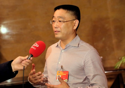 人大代表?xiàng)铉H4.jpg